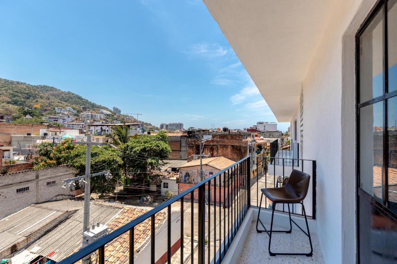 Cuale Aparthotel Puerto Vallarta Exterior photo
