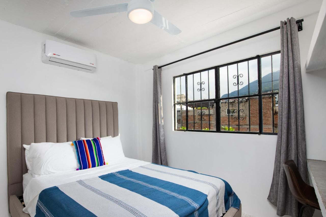 Cuale Aparthotel Puerto Vallarta Exterior photo